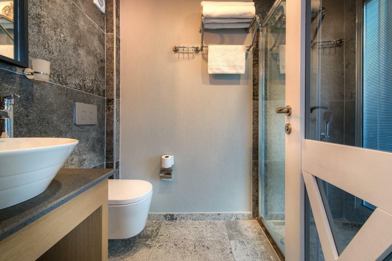 Isola 12 Hotel Каш Экстерьер фото